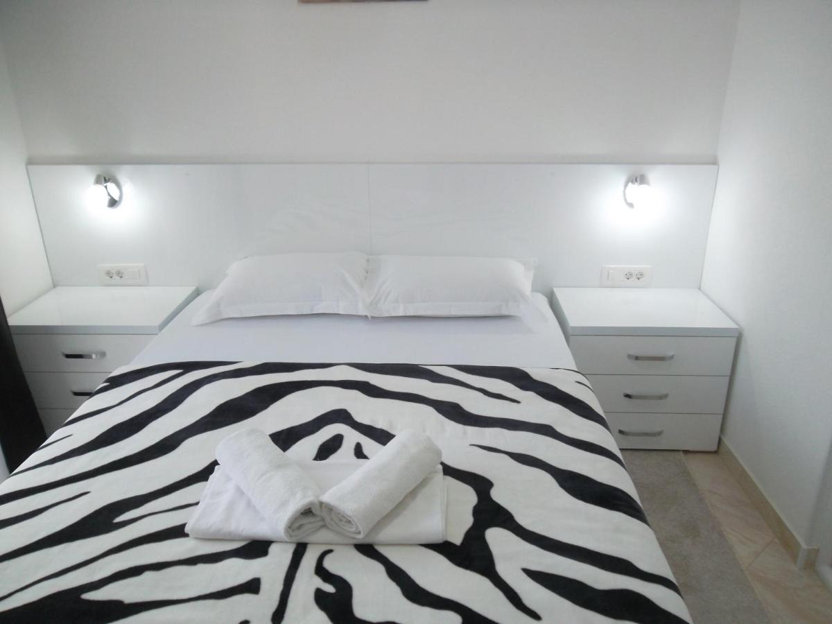 Guest House 4M Petrovac Exterior foto