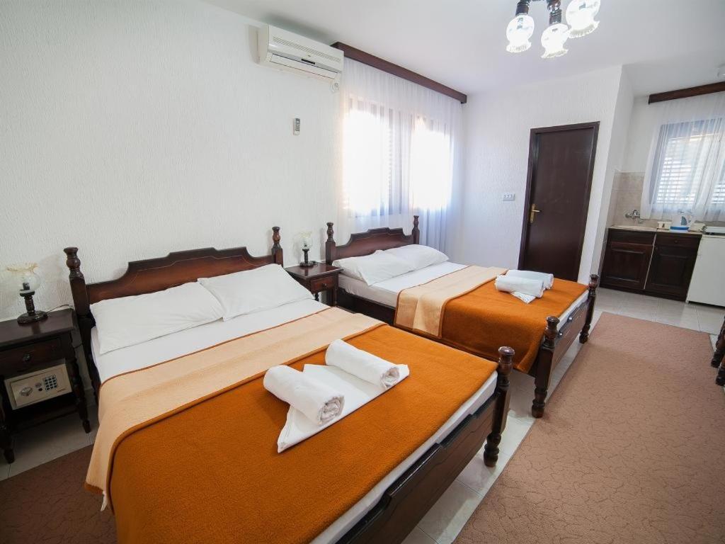 Guest House 4M Petrovac Habitación foto