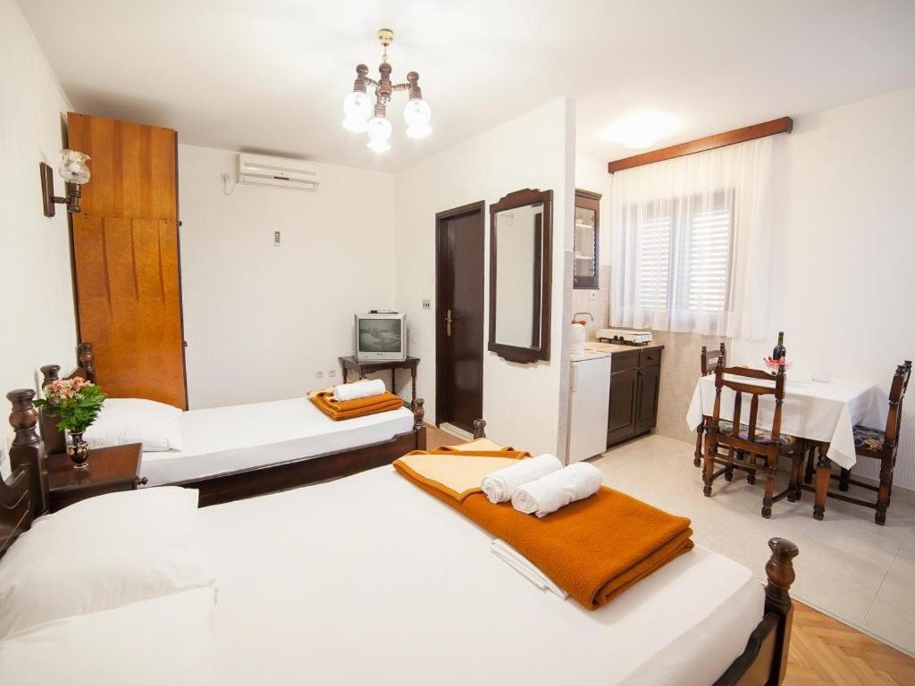 Guest House 4M Petrovac Habitación foto