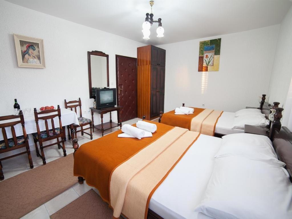 Guest House 4M Petrovac Habitación foto