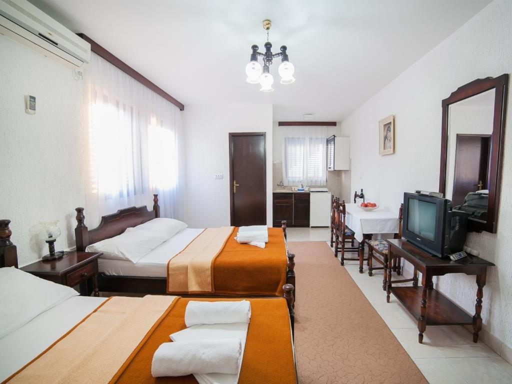 Guest House 4M Petrovac Habitación foto